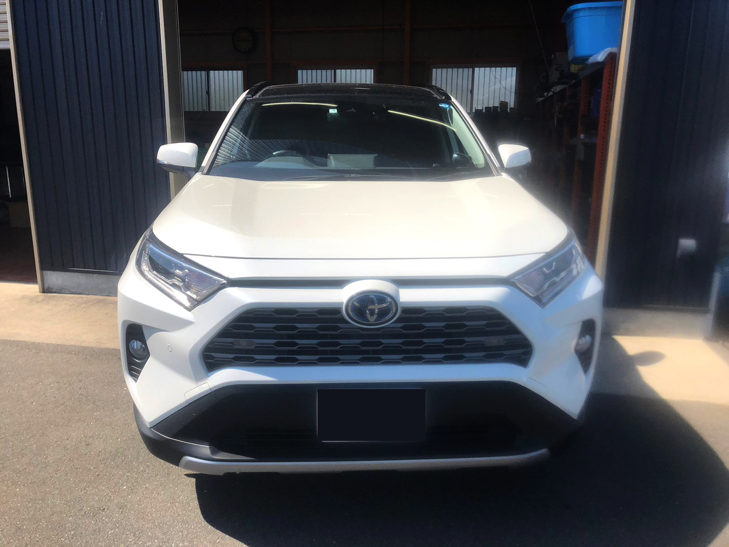 トヨタ RAV4（車型式：6AA-AXAH54）ヒッチメンバー取り付け